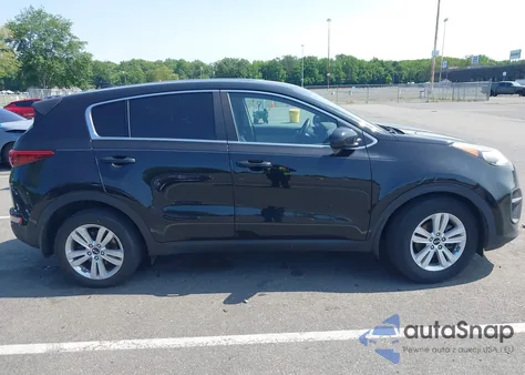 2018 Kia Sportage Lx z USA, uszkodzony, nr VIN KNDPM3AC2J7463845